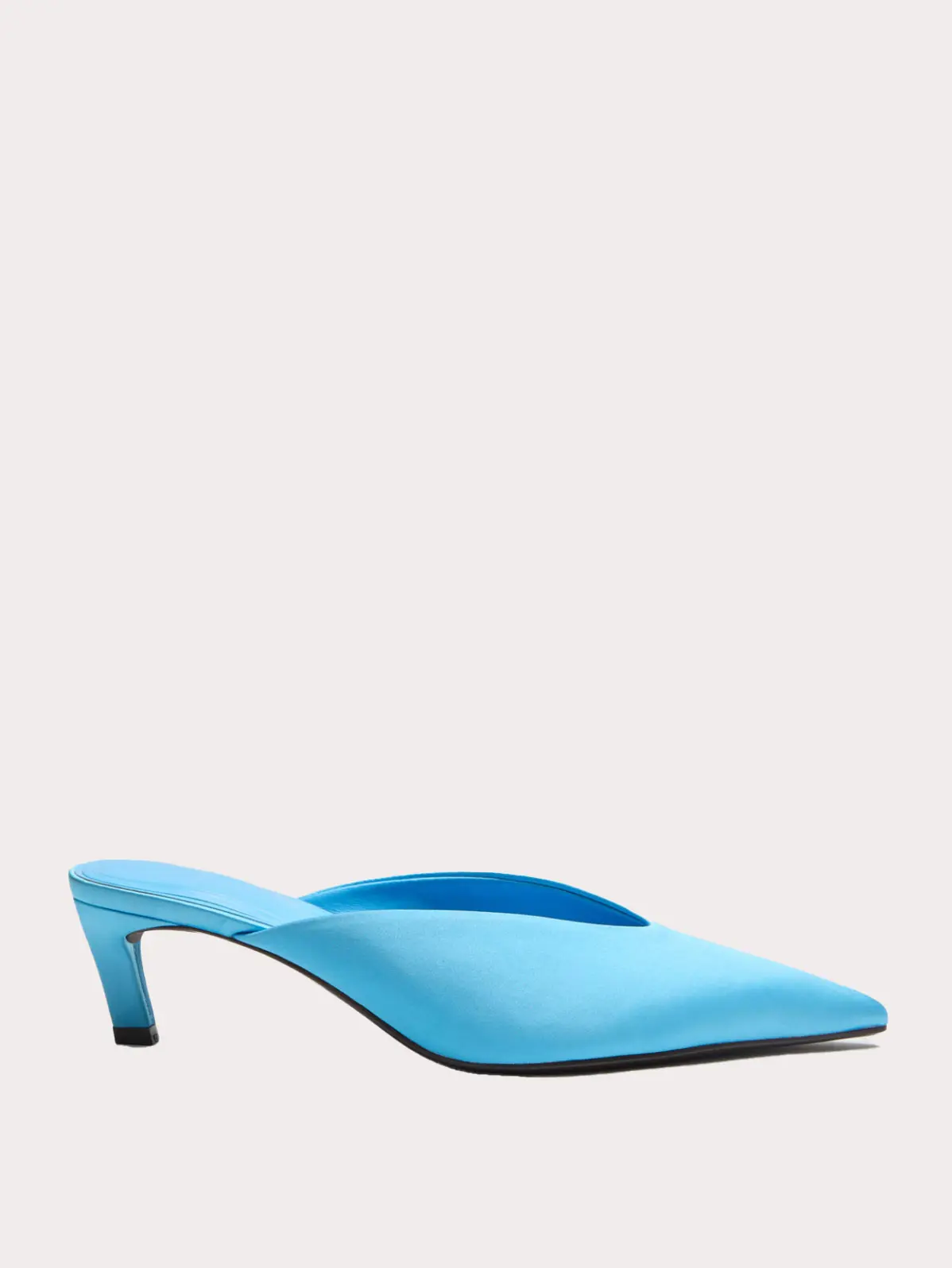 Blue kitten heel