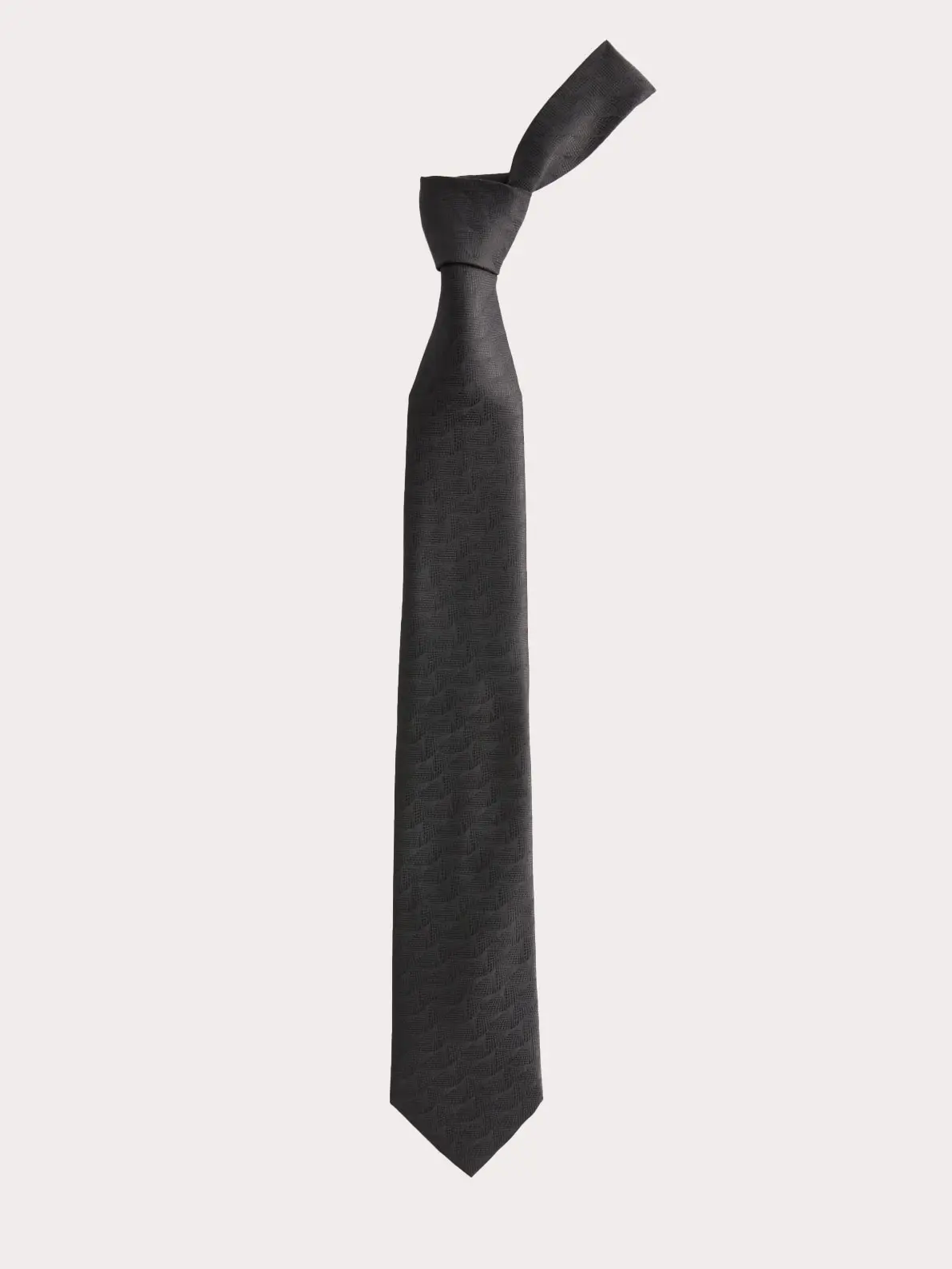 Black tie