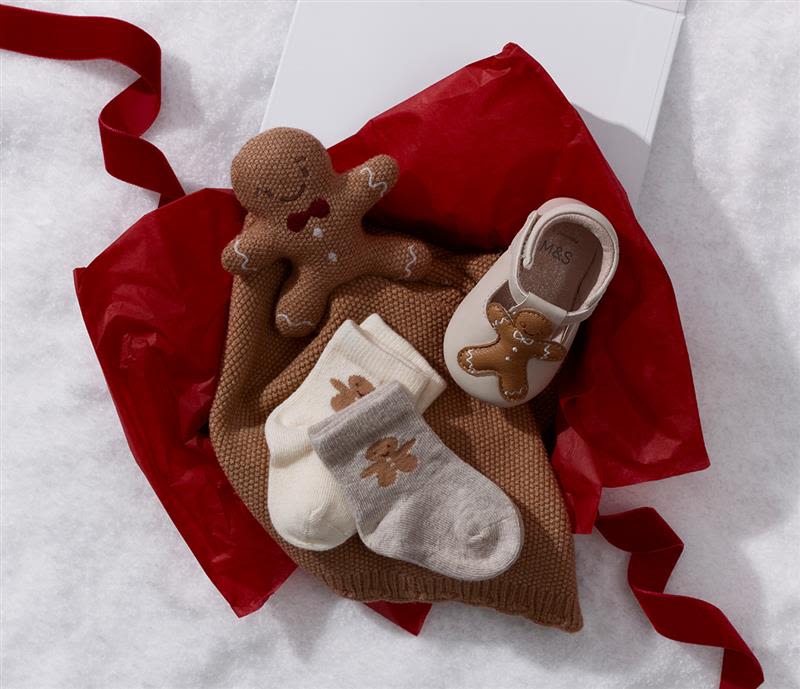Celebrating Your Baby's First Christmas