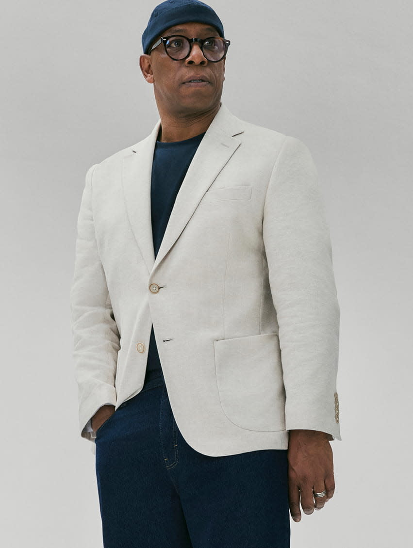 DESKTOP TRIO 851X1130-2