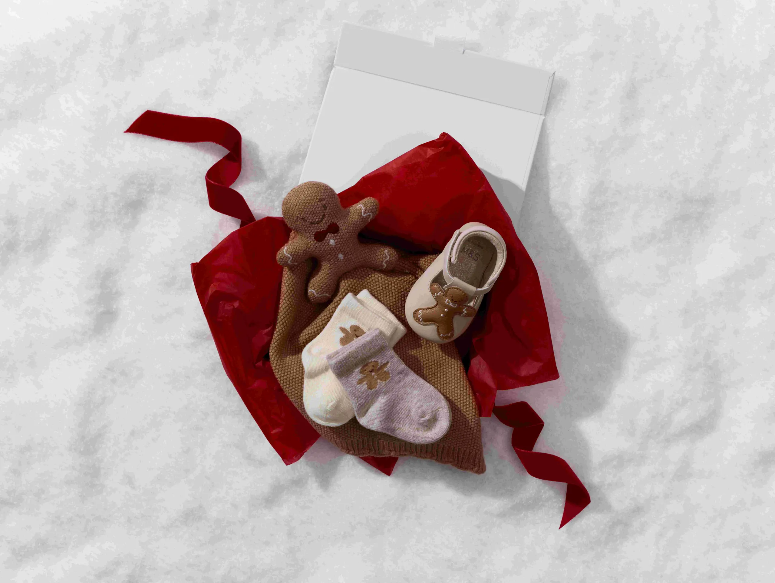 Kids' Christmas gifts at M&S