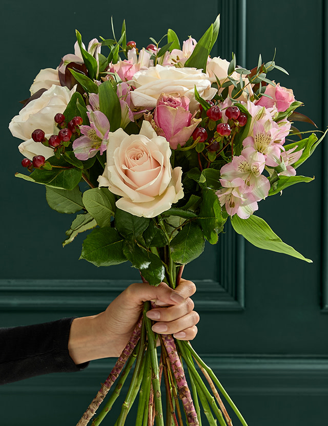 Vintage Rose, Hypericum & Eucalyptus Bouquet