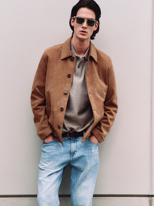 Man wearing denim jeans