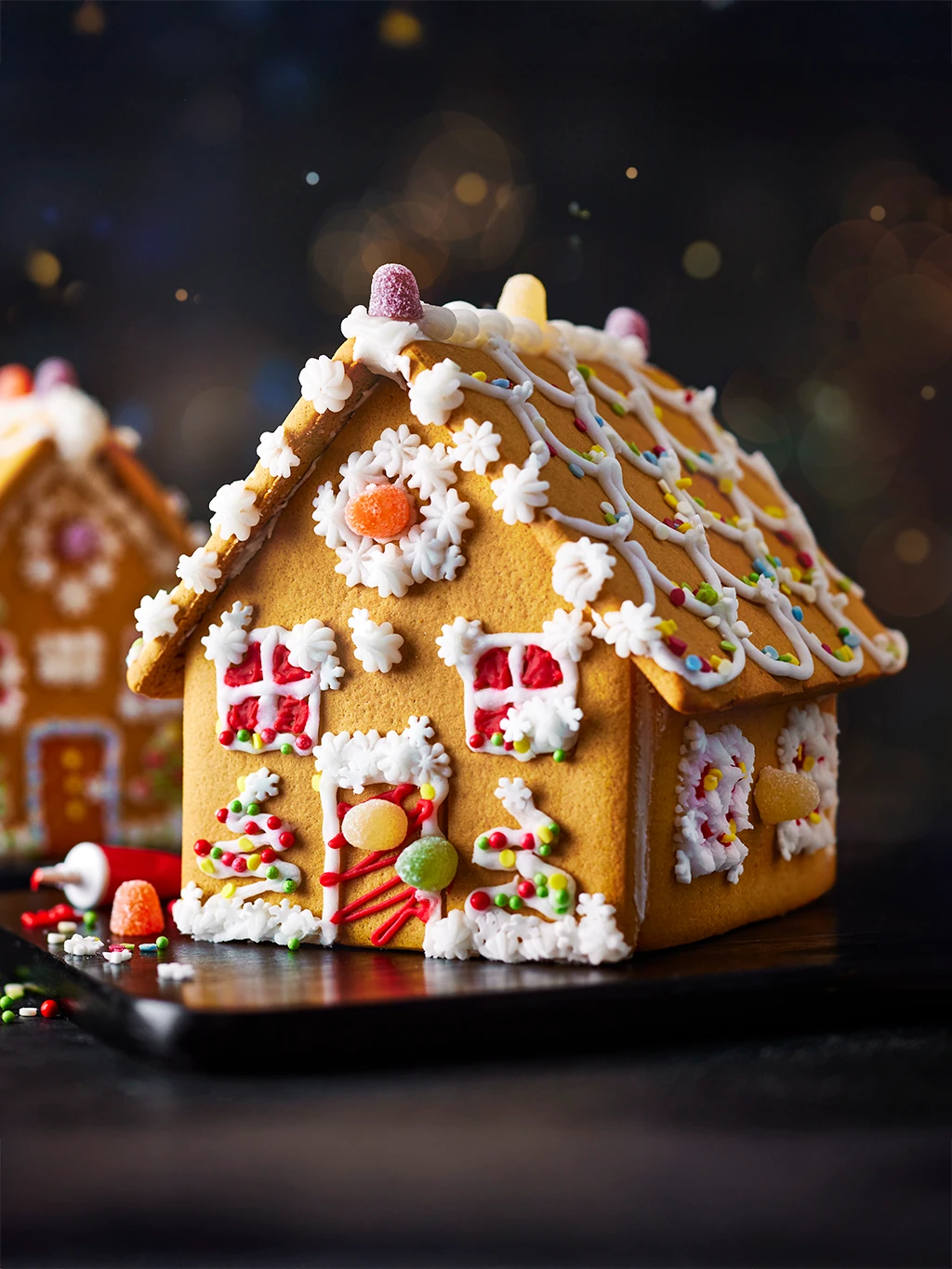 Christmas gingerbread house decorating kit