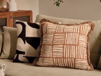 DESKTOP HERO 2-CAROUSEL 3