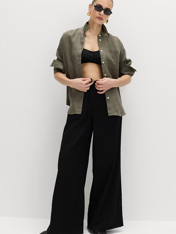 Women's city break clothing