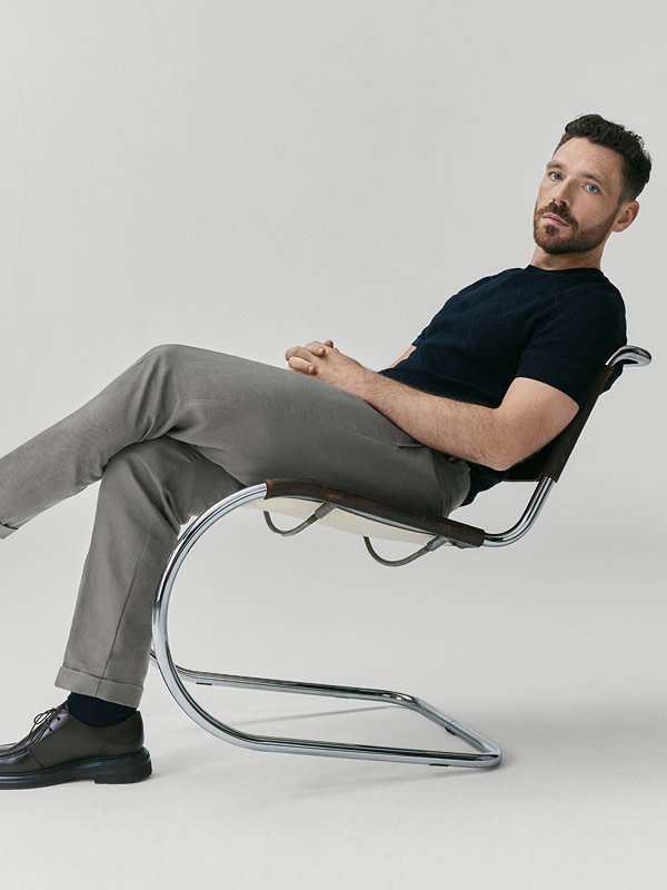 Man wearing Tapered Linen Blend Trousers