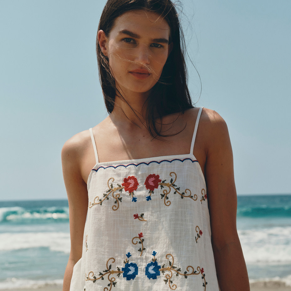 Women wearing white top