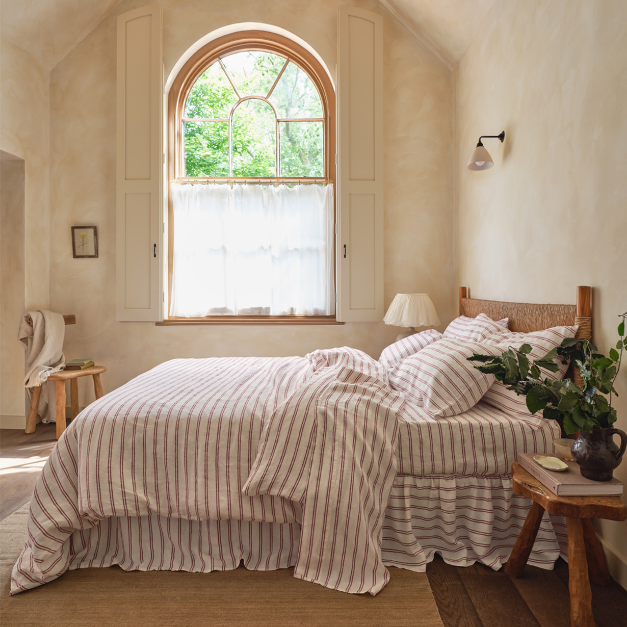 light white and grey striped bedding