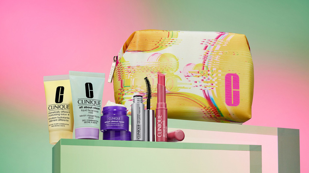 Free 6-piece Clinique gift set. Shop now