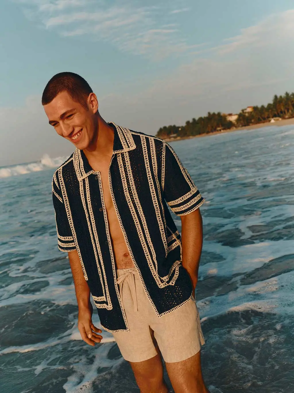 Relaxed Fit Knitted Short Sleeve Shirt