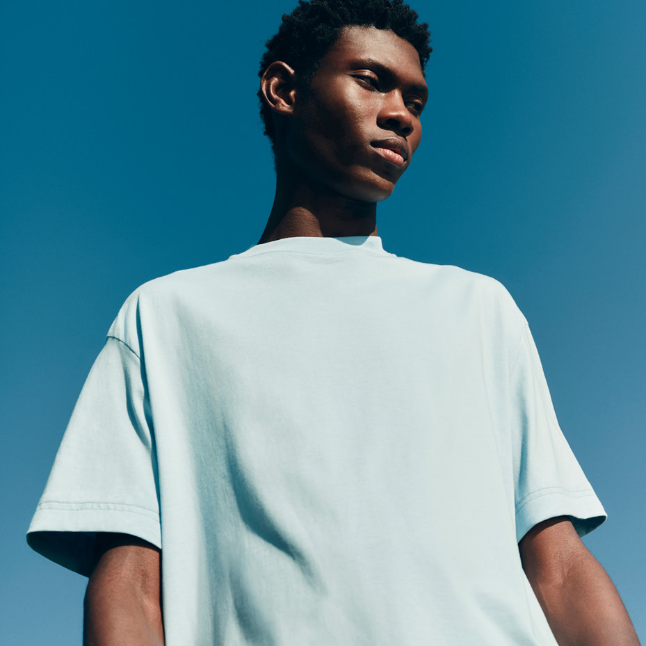Man wearing T-shirt