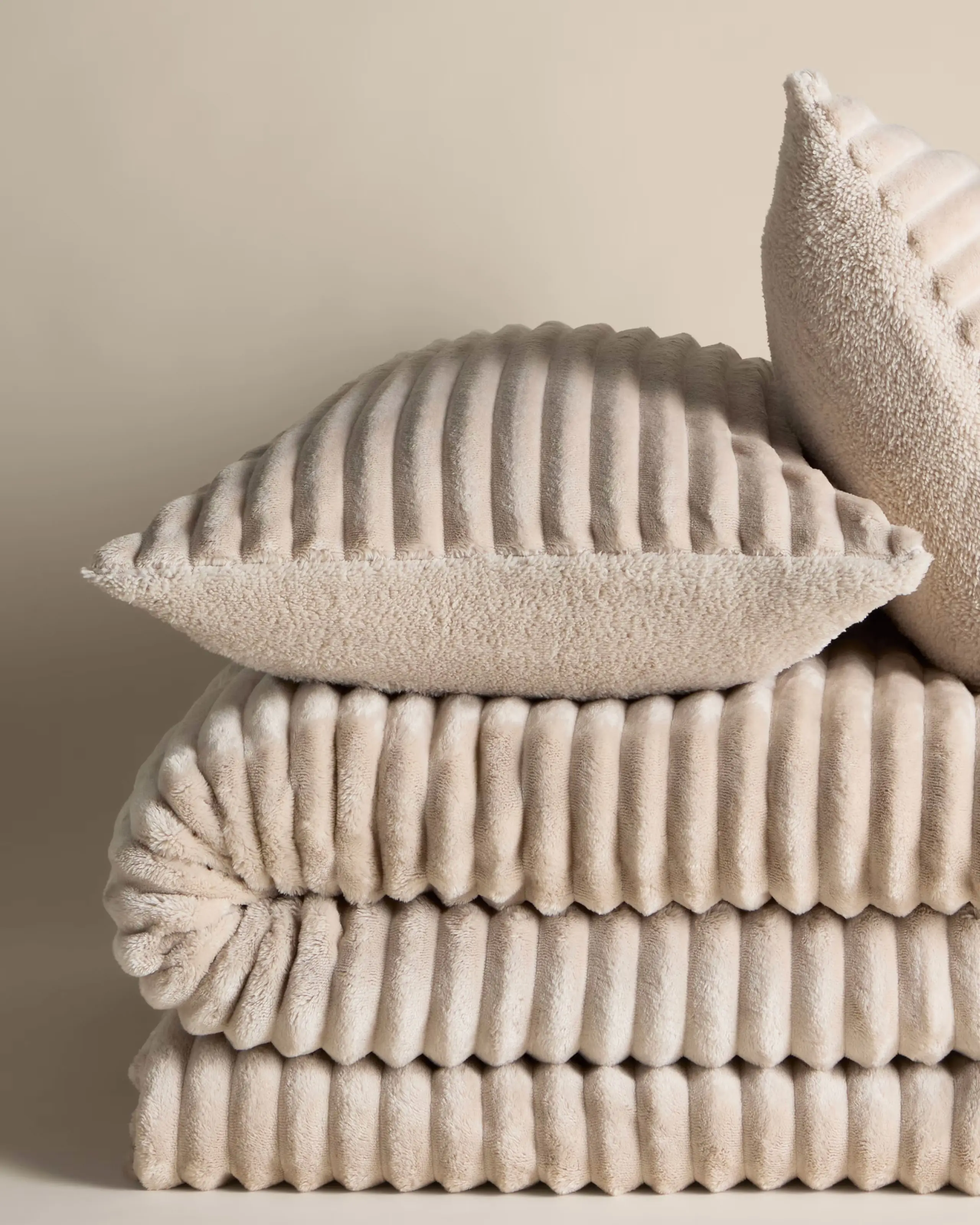 Fleece ribbed bedding