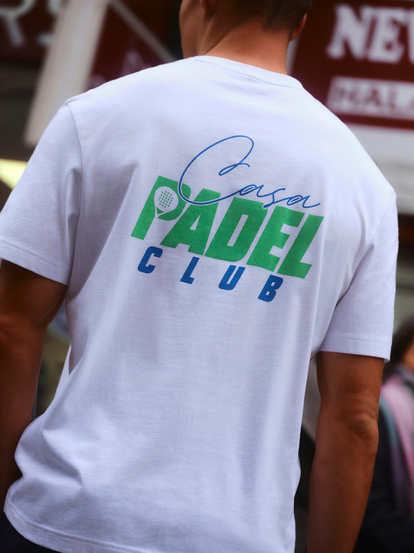 Man wearing casual t-shirt