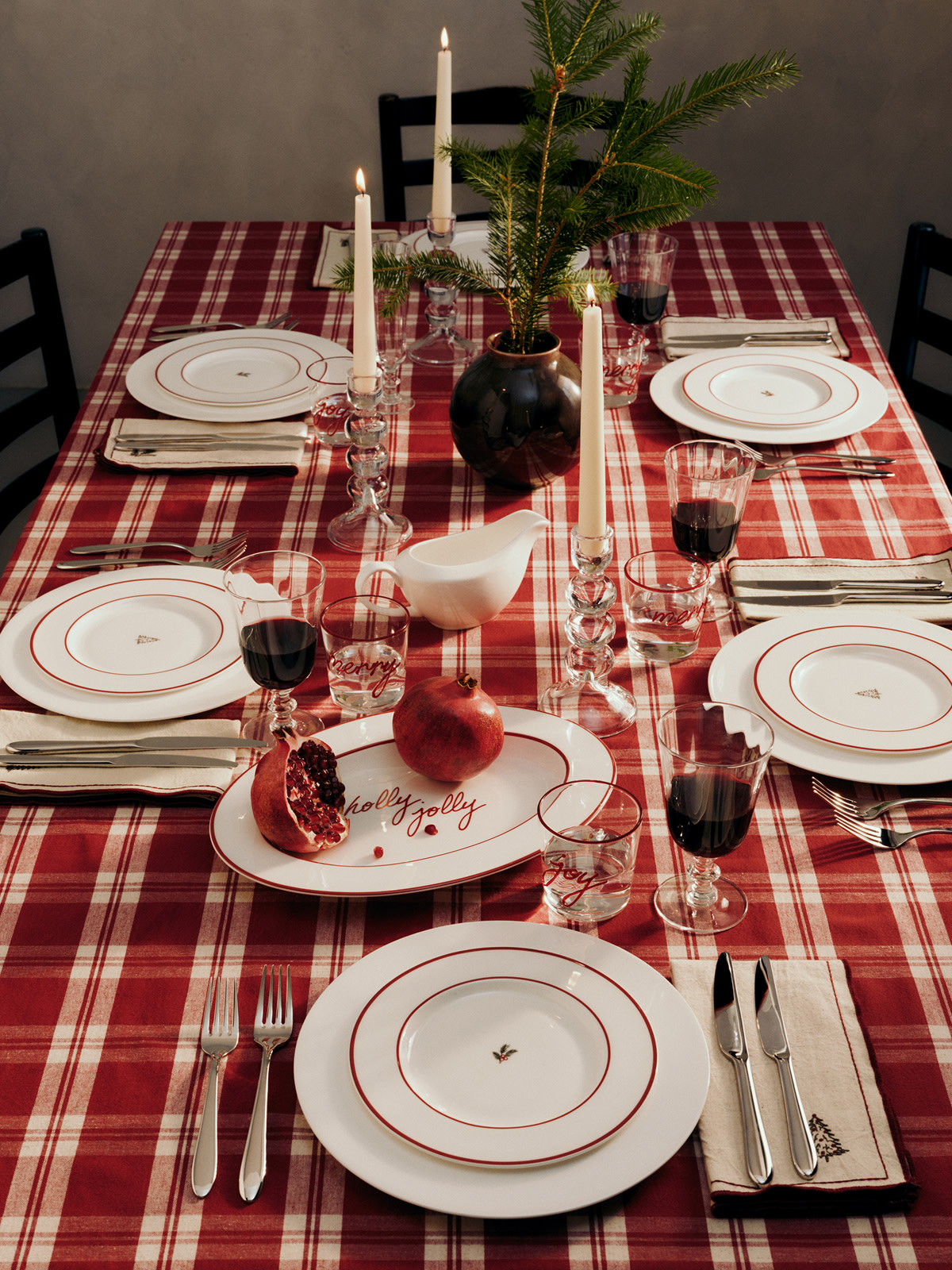 P - Home - Quad tile- Christmas at Home -UK& IE -22102026 -02-02