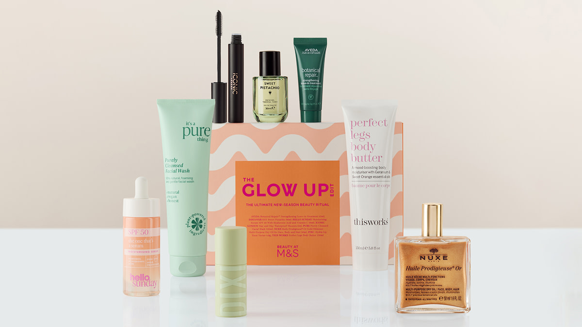 Selection of beauty gift products. Shop gift boxes