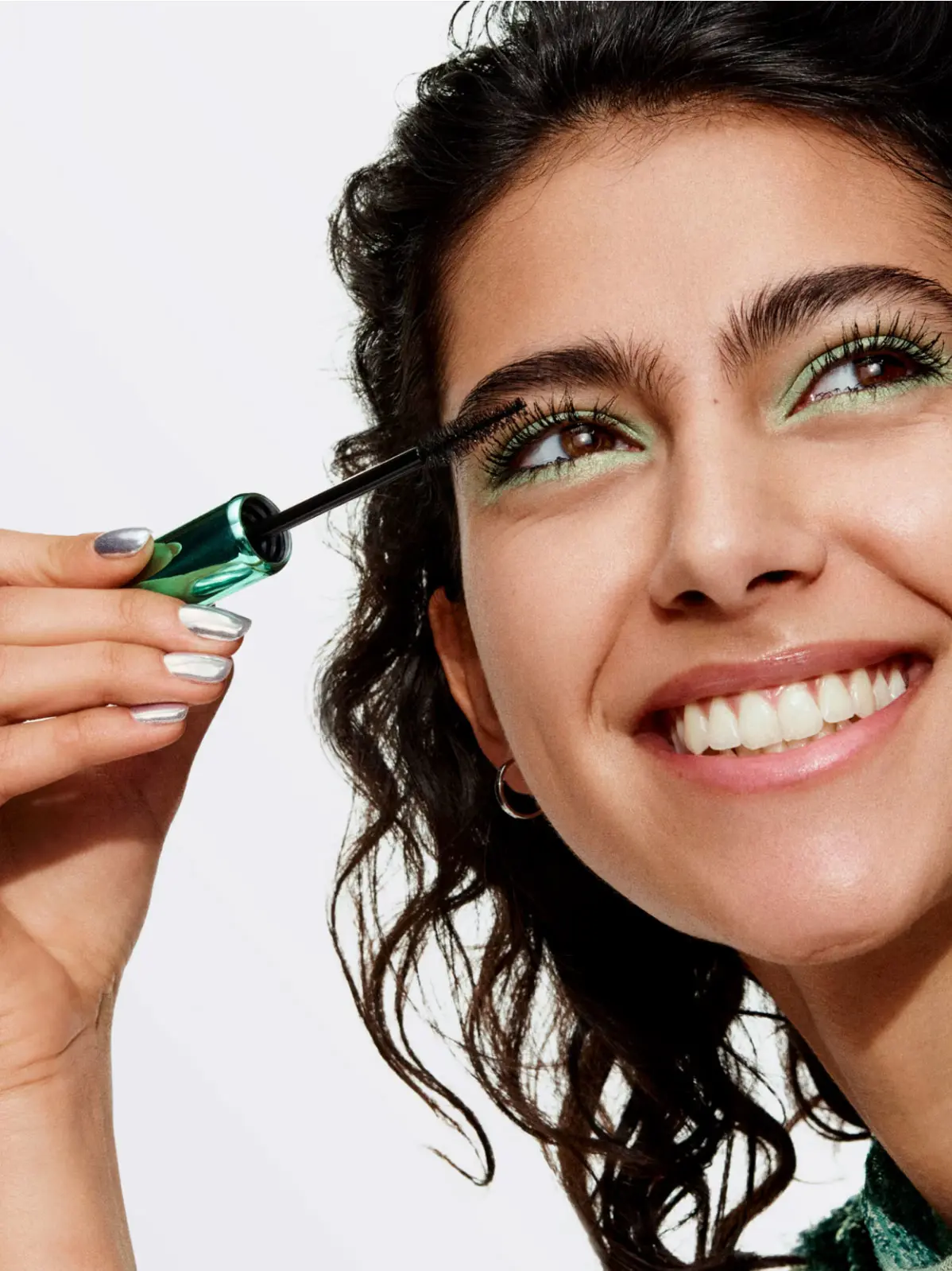 Woman wearing mascara 