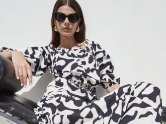 DESKTOP HERO 4-CAROUSEL 1