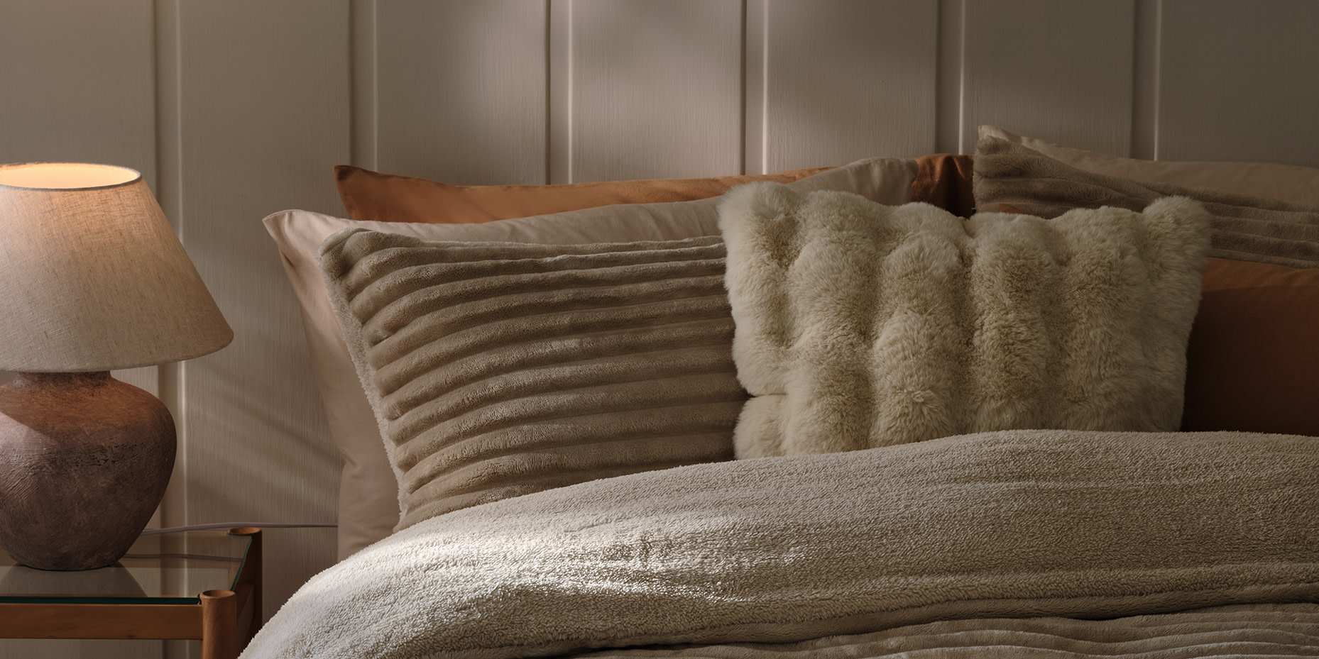 Duvet covers & bedding sets