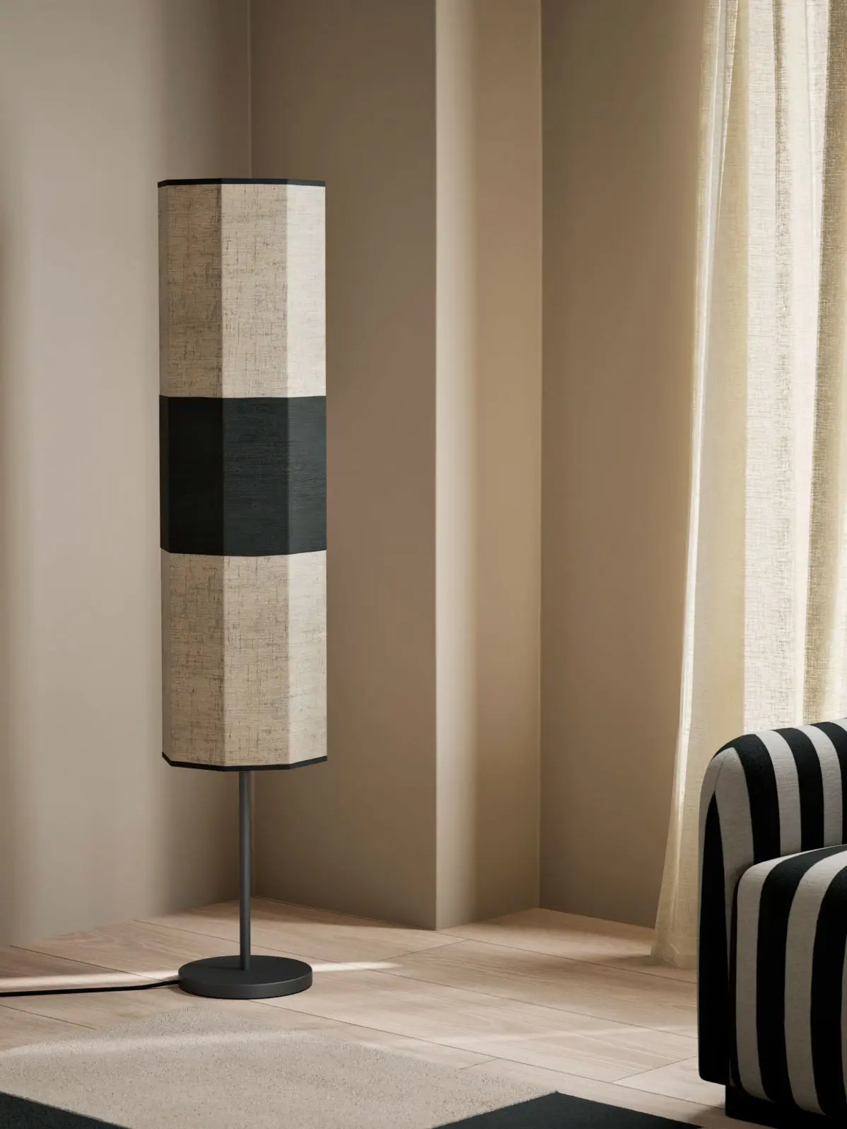 Floor lamp
