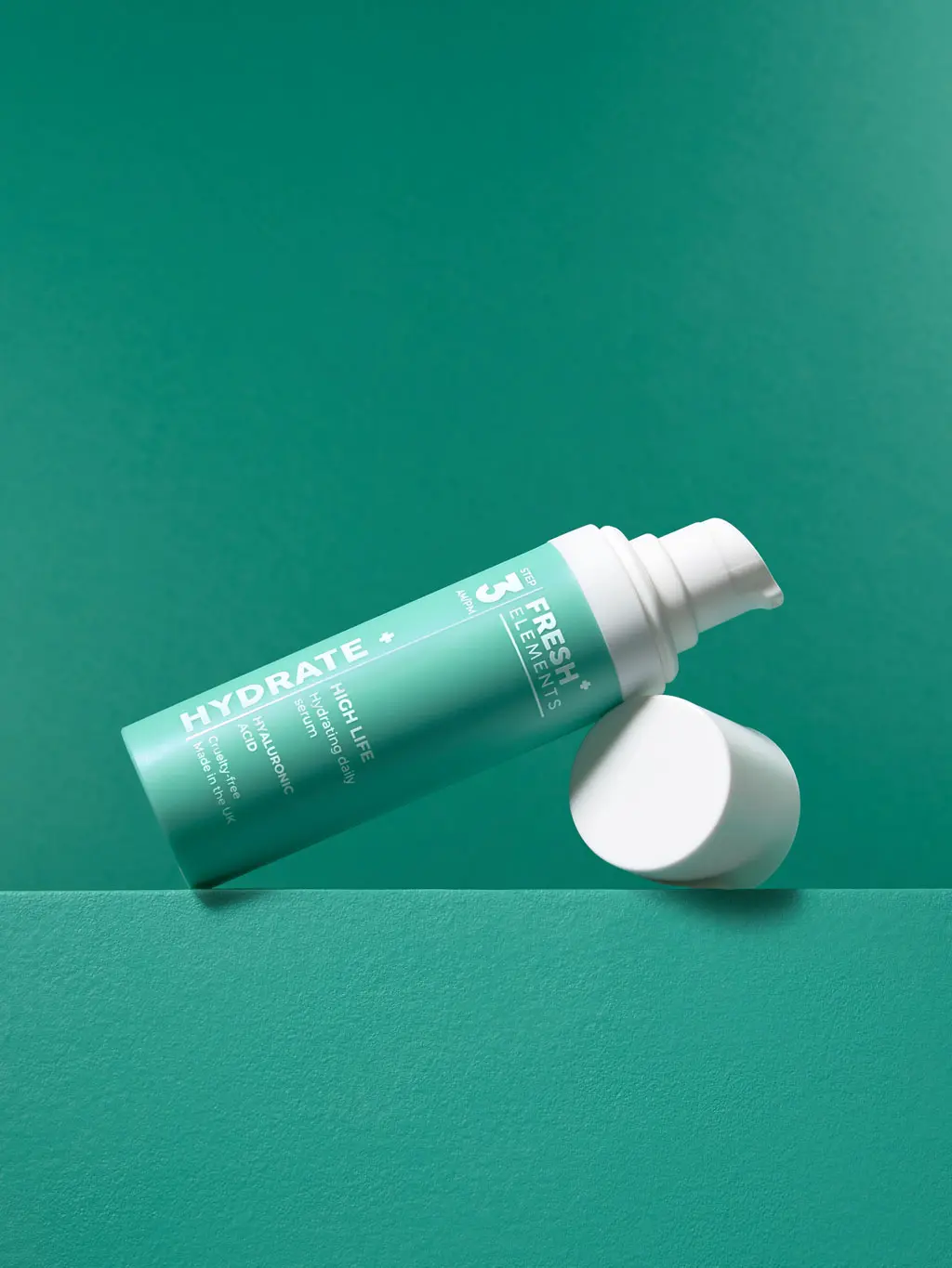 A hydrating serum with hyaluronic acid