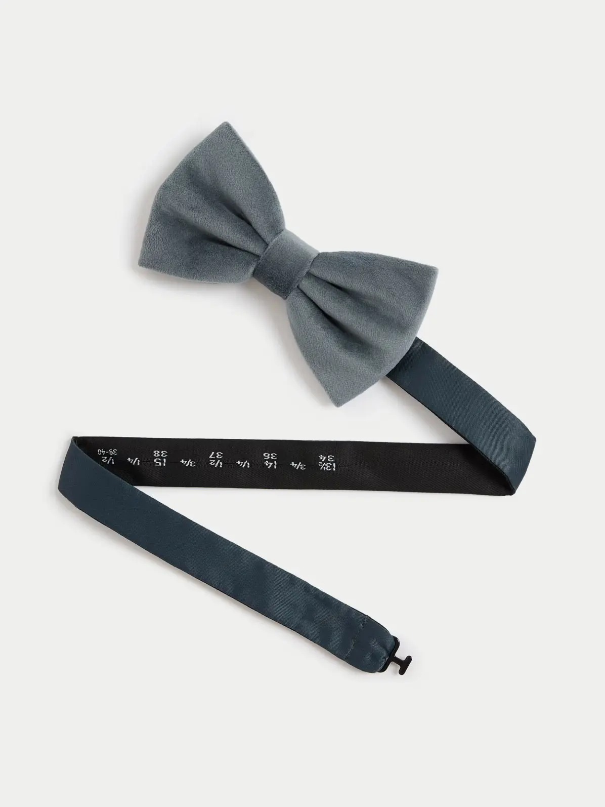 Velvet bow tie in pewter shade