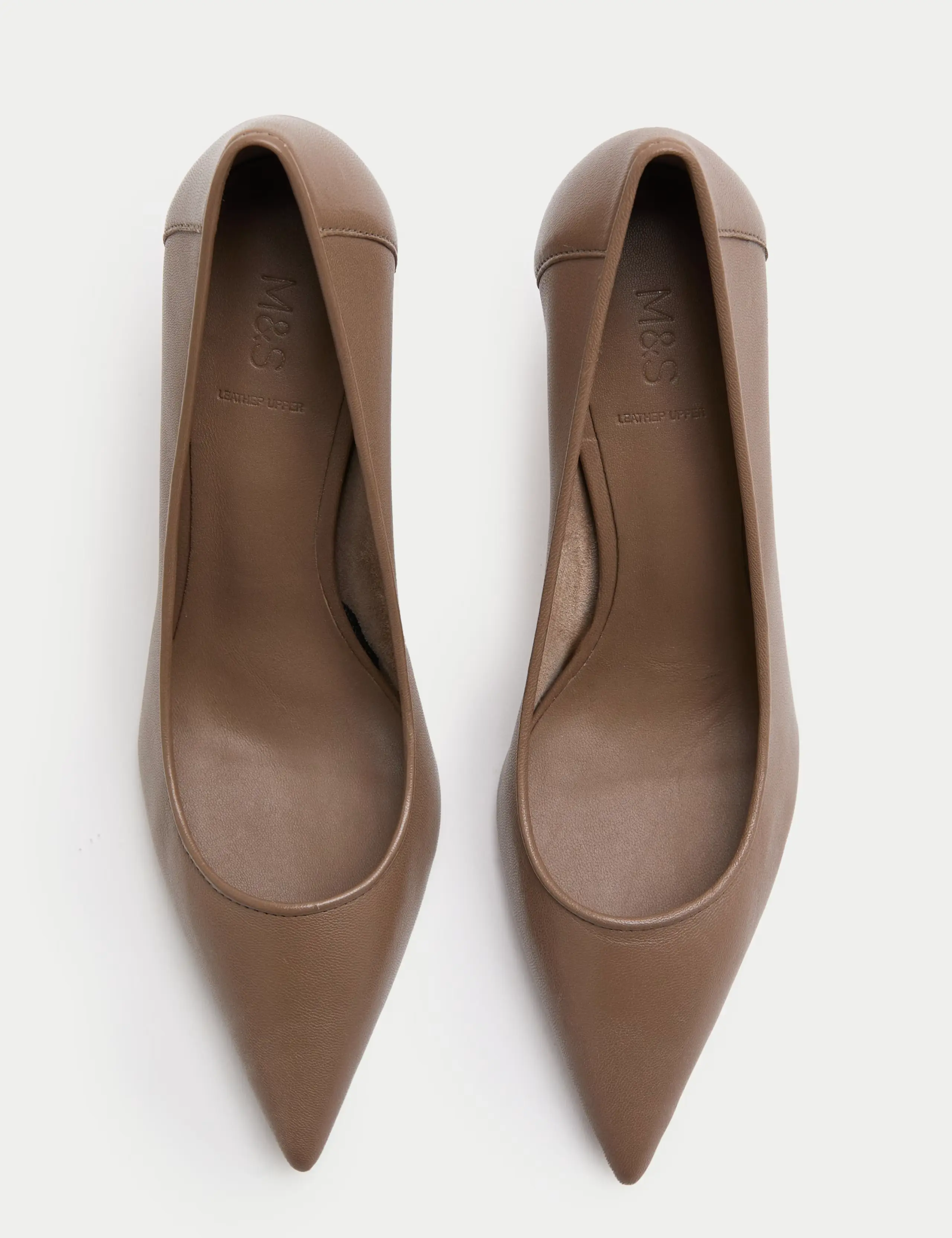 Taupe pointed heel shoes