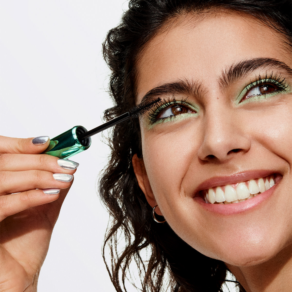 P- Beauty- Style and Living- Your Guide To The Best Mascaras