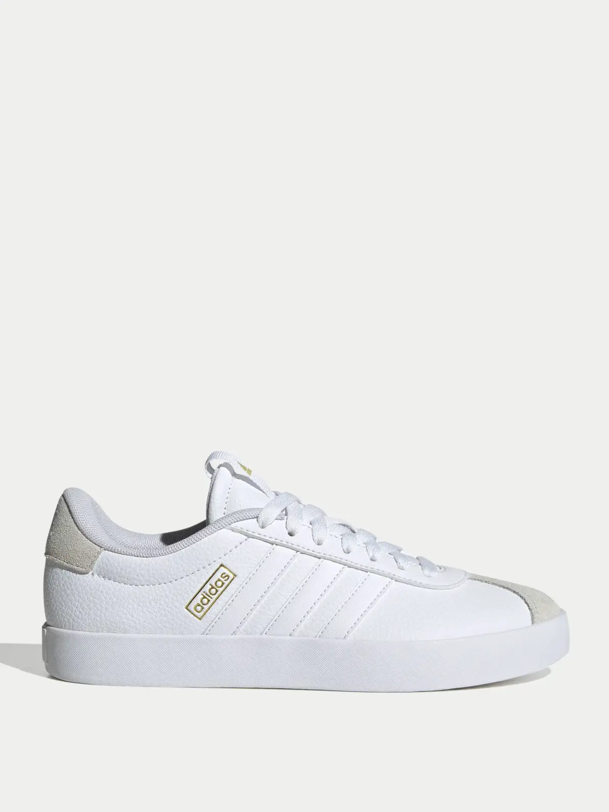 White lace-up trainer 