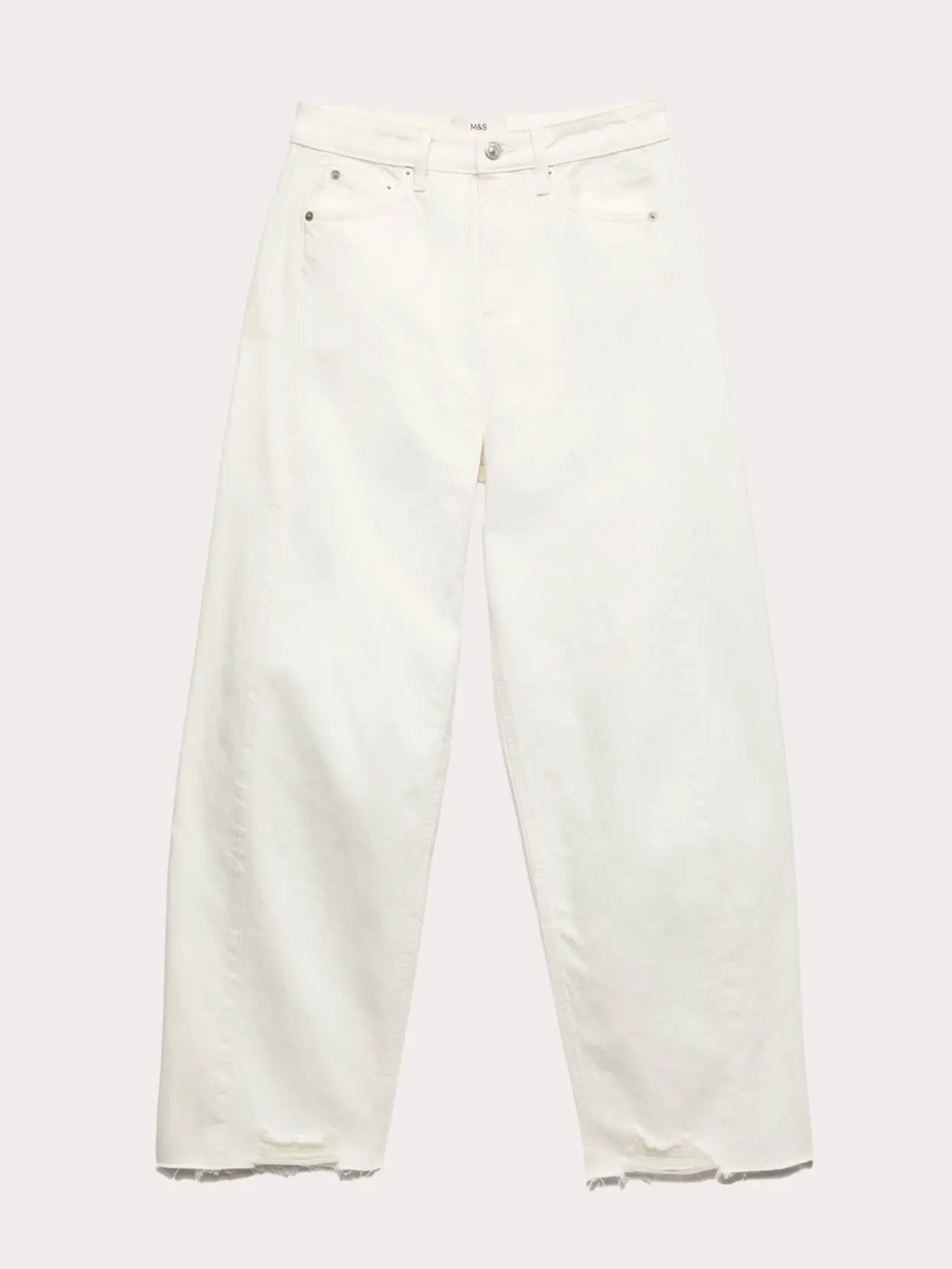 White barrel-leg jeans with frayed hem 