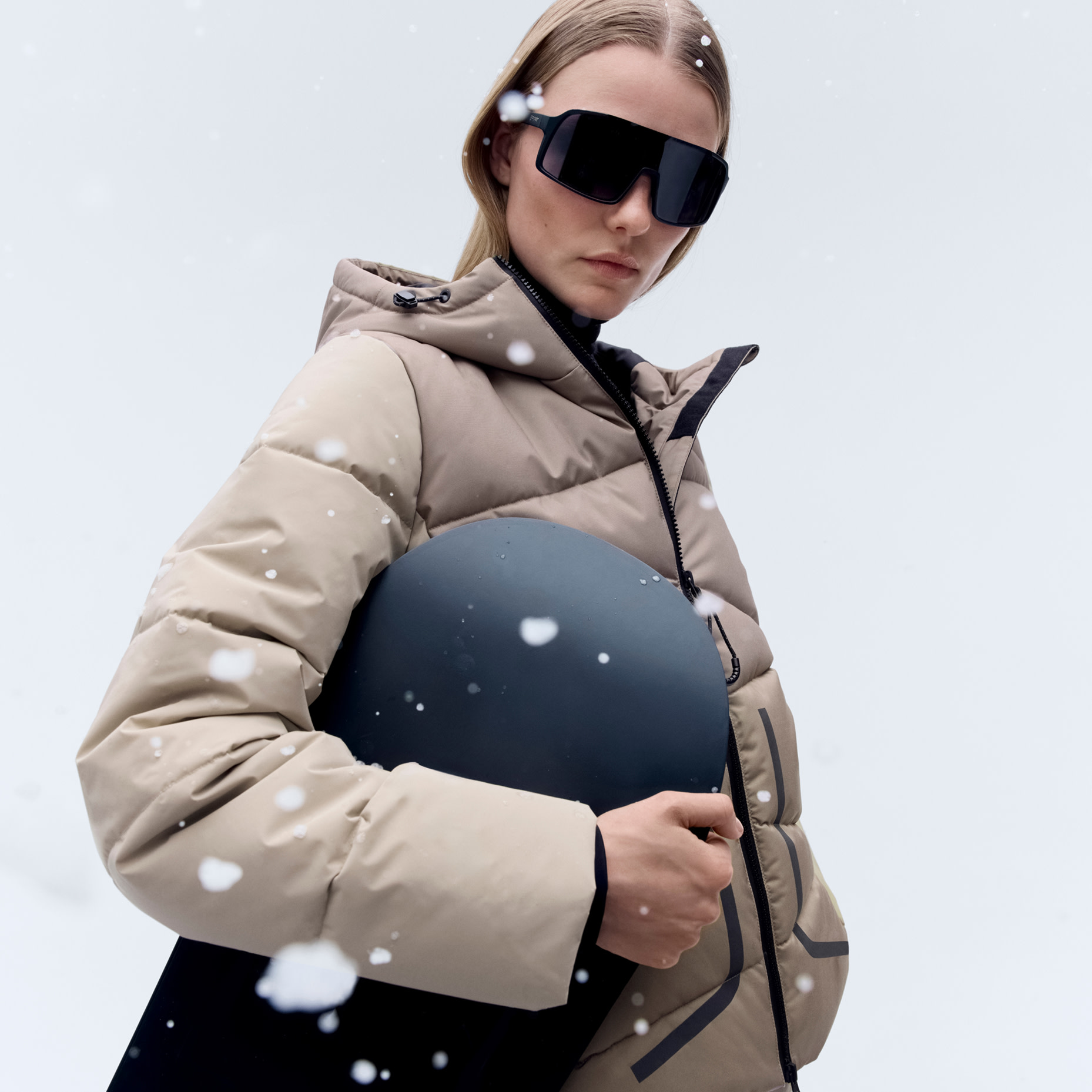 Woman wearing skiwear