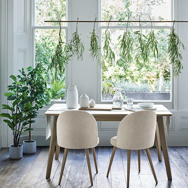 1135 20230623 Furniture CS 02 (1)