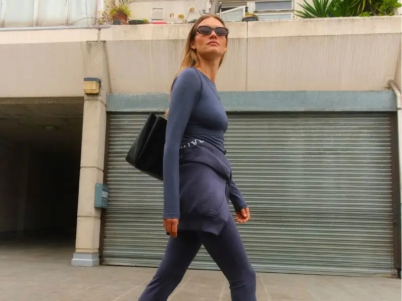 Woman wearing a light blue gym outfit