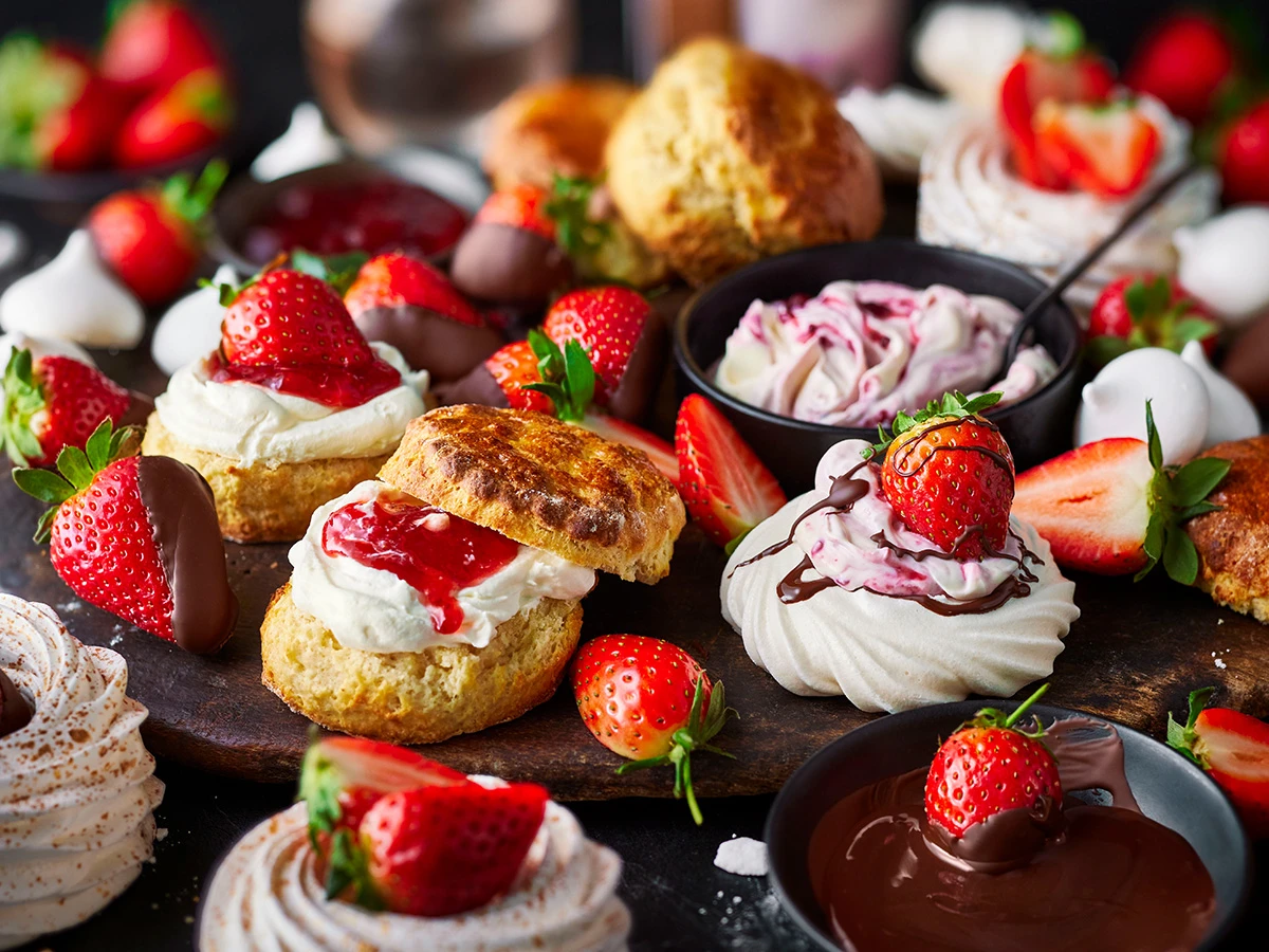 Meringue dessert board