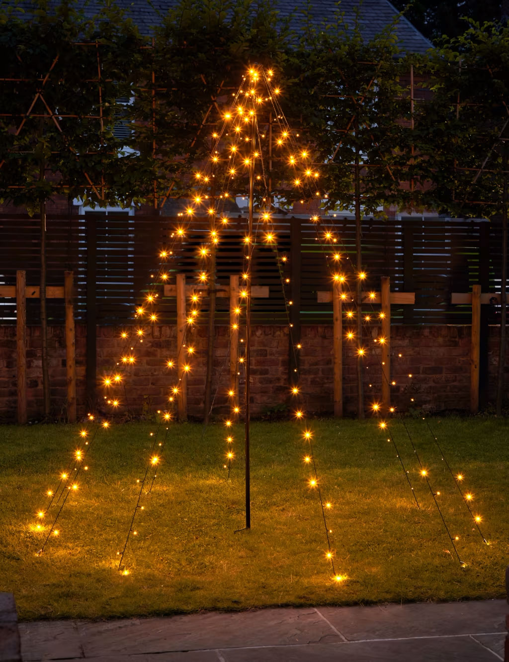 Outdoor fairy lights cascade