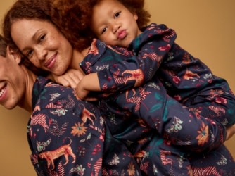 DESKTOP HERO 2-CAROUSEL 3