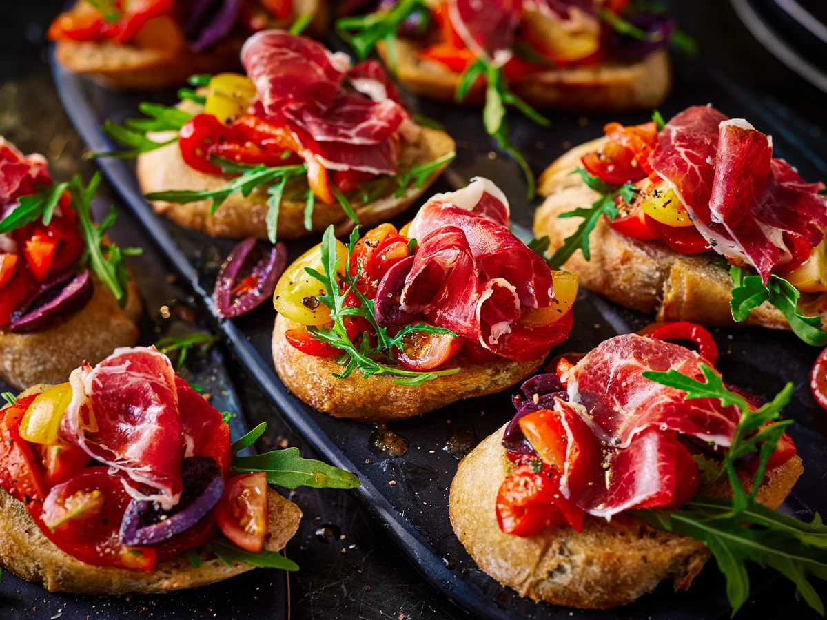 Iberico ham toasts