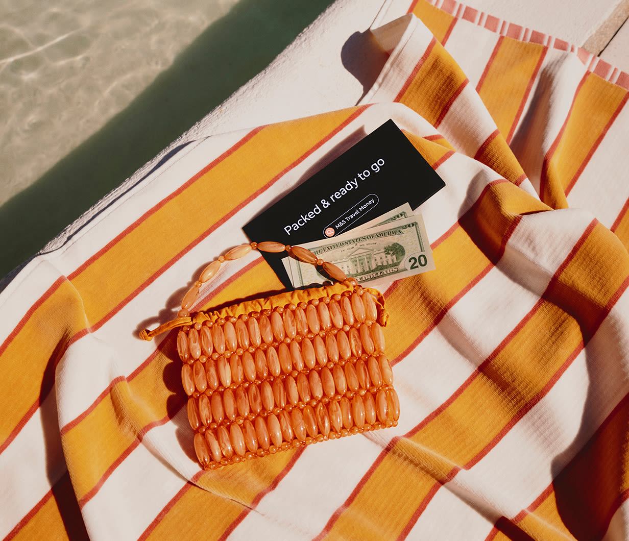 Easy breezy travel money