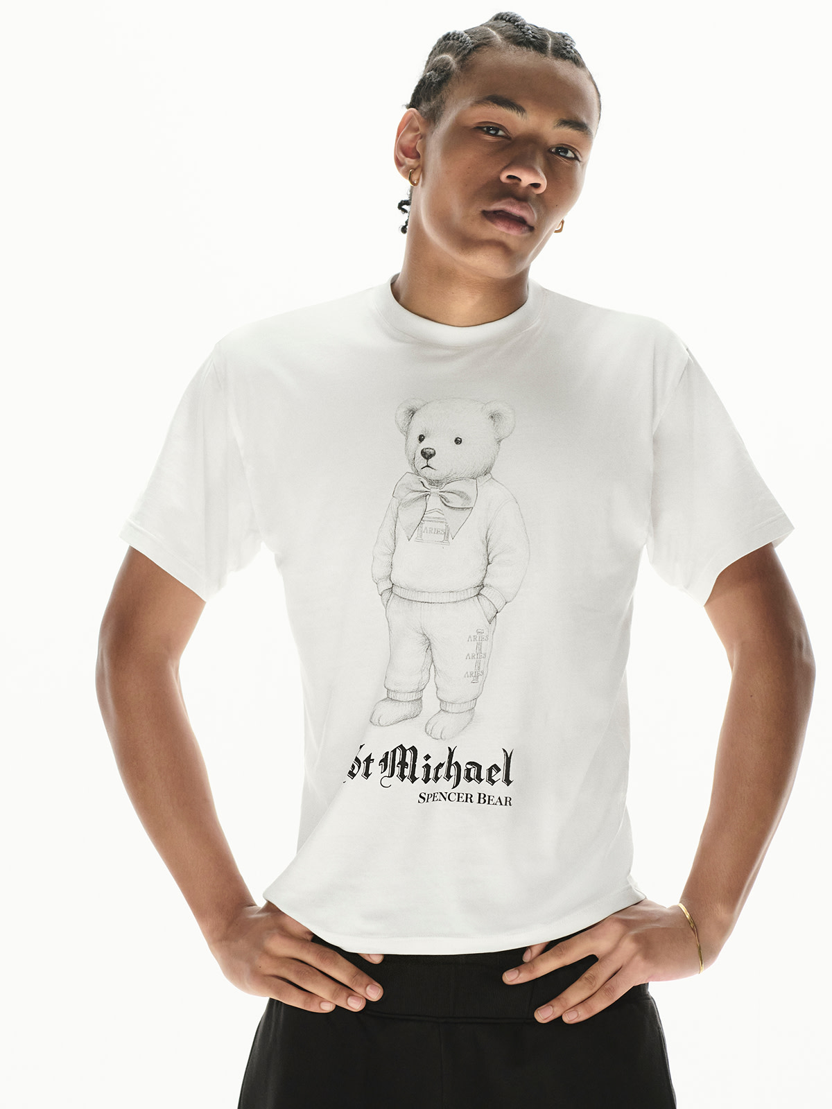 Man wearing T-shirt