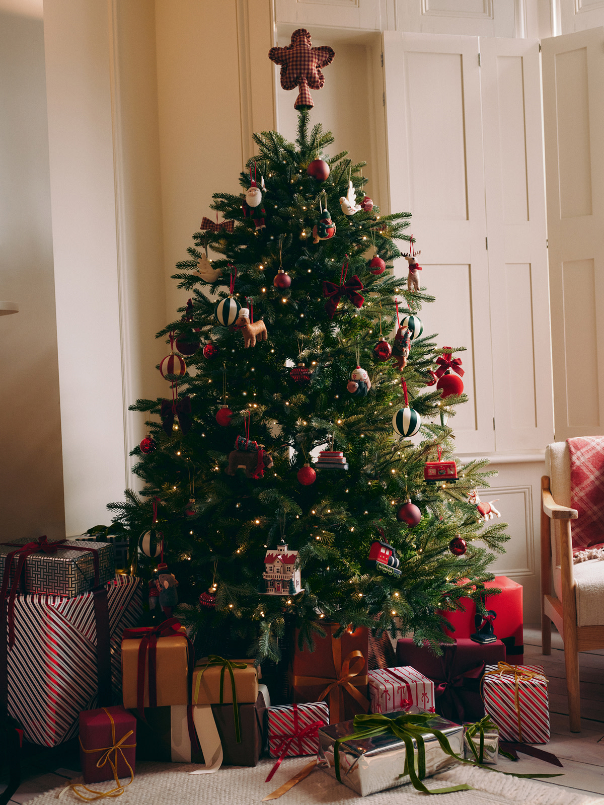 P - Home - Quad tile- Christmas at Home -UK& IE -08102026 -02