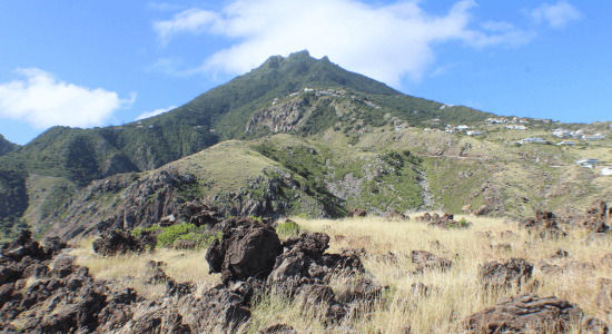 hiking-mount-scenery