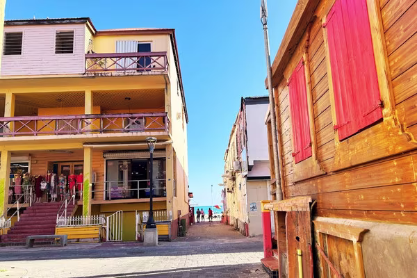 philipsburg-creole-architecture-street