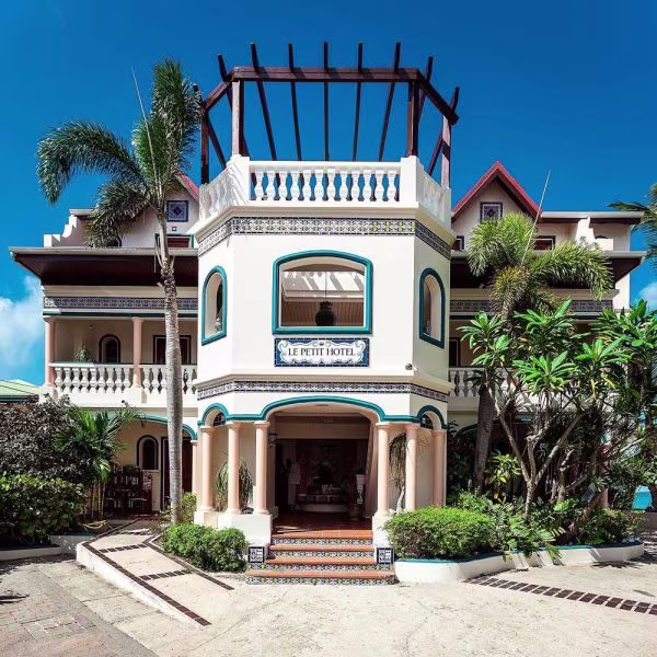 Le Petit Hotel SXM St Maarten
