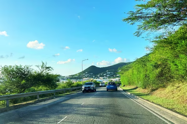 st-maarten-road-ajc-brouwersweg