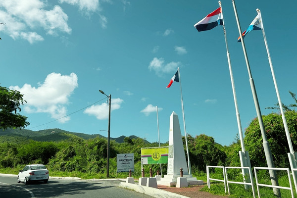 Border Road St Maarten