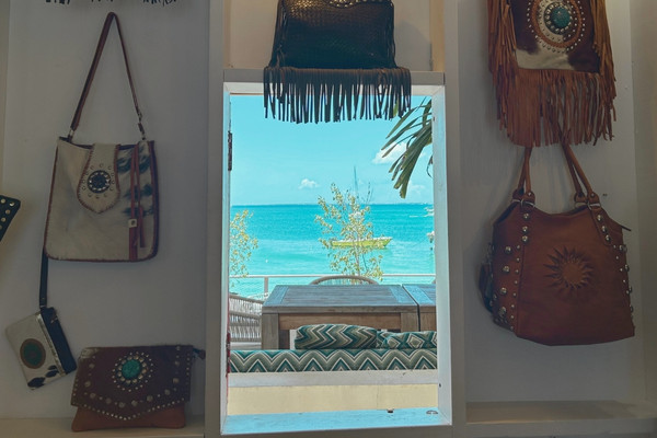 Grand Case St martin Shop