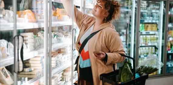 Choosing groceries