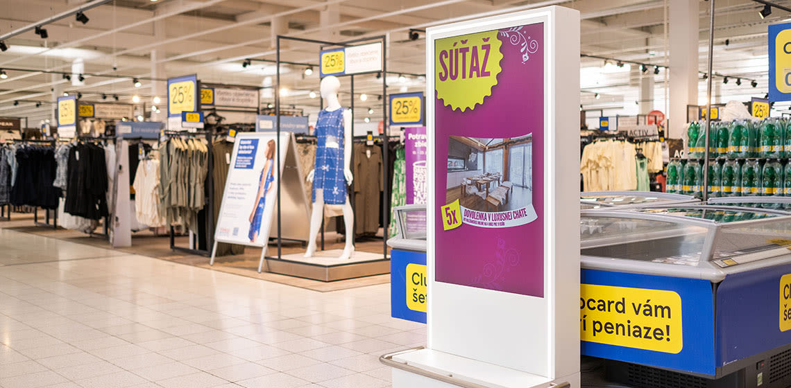 Five compelling reasons to include digital screens as part of your retail media strategy