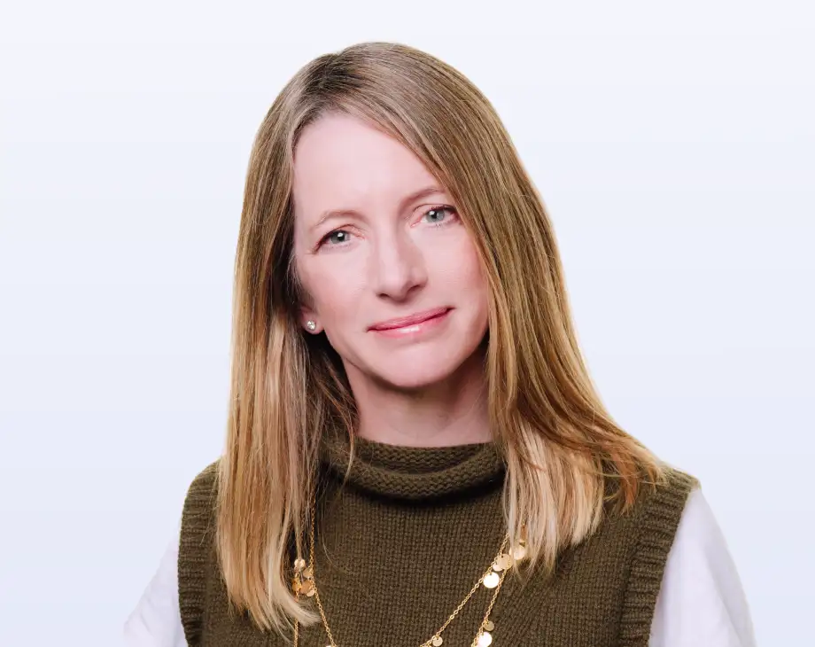 Sarah McCarthy headshot