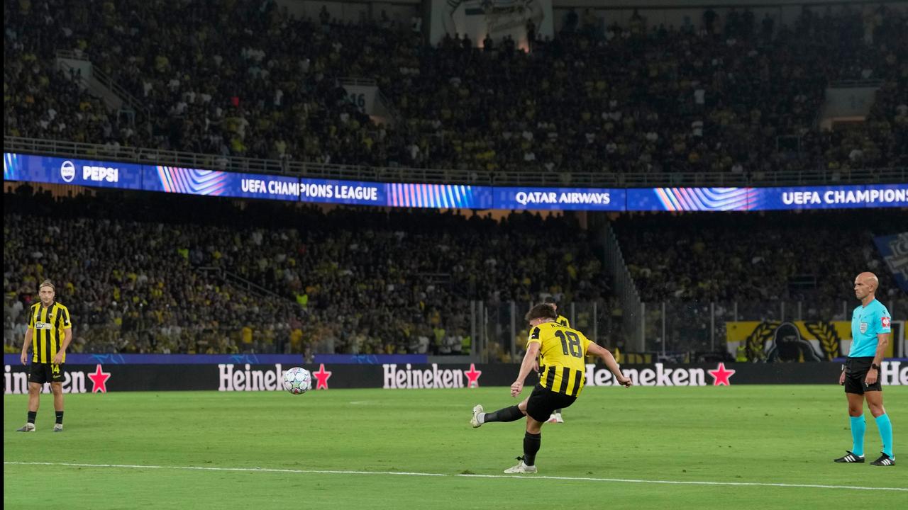 AEK Athens' Razvan Marin